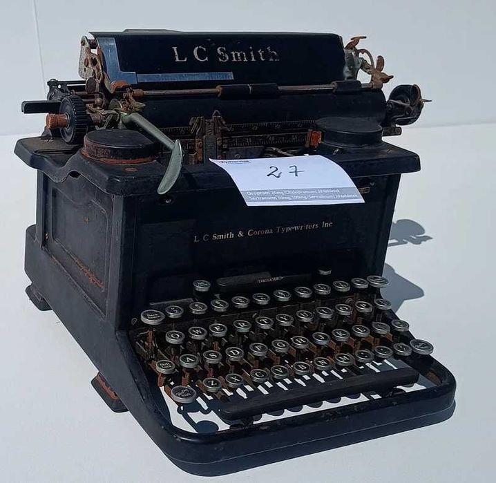 L.C. Smith – zabytkowa maszyna do pisania
Dobry⁸
