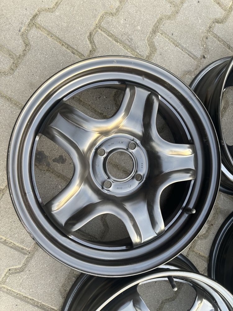 ND Komplet felg stalowych 16” 4x100 Renault strukturalne