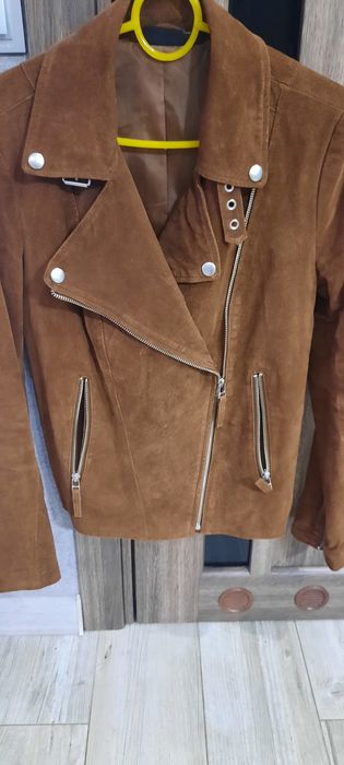 Жіноча замшева косуха