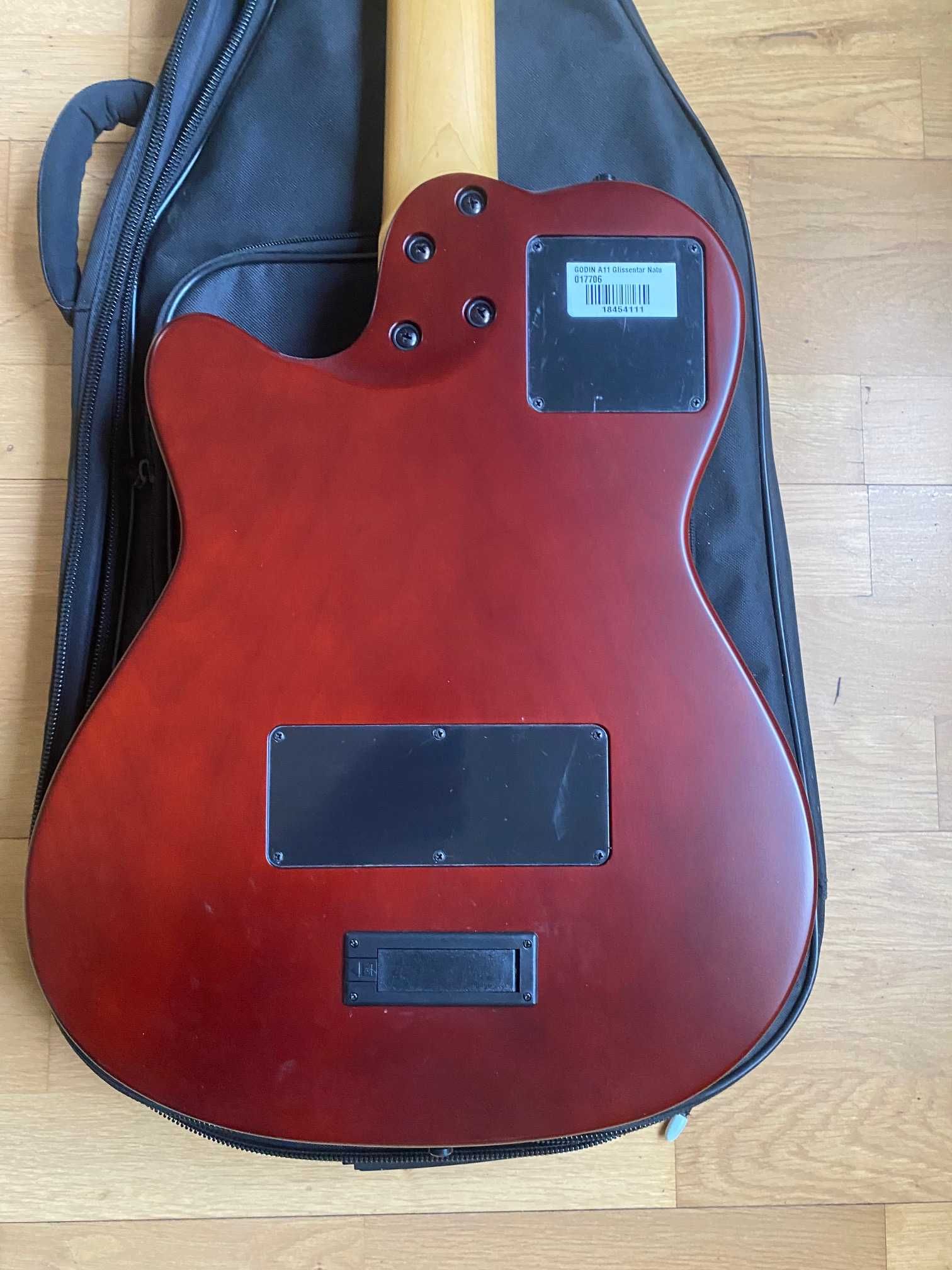 Godin A11 Glissentar A 11 strunowa gitara bezprogowa fretless Canada