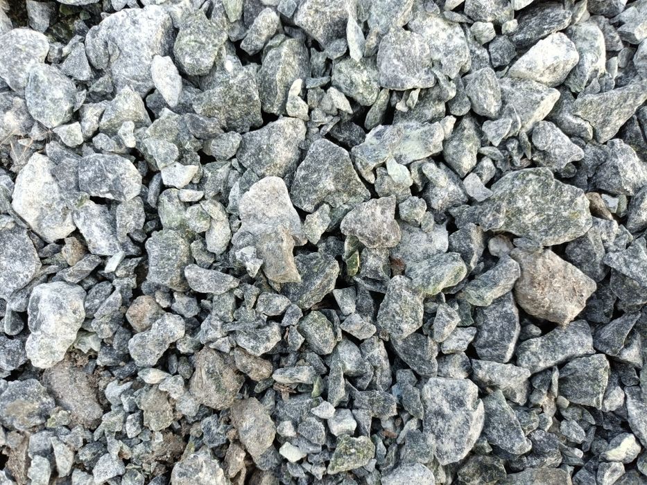 Grys  granitowy ozdobny green serpentynit 4-31.5mm