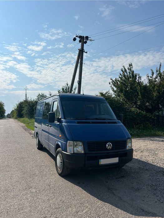 Продам VW LT – сімейний бус, легко переобладнати