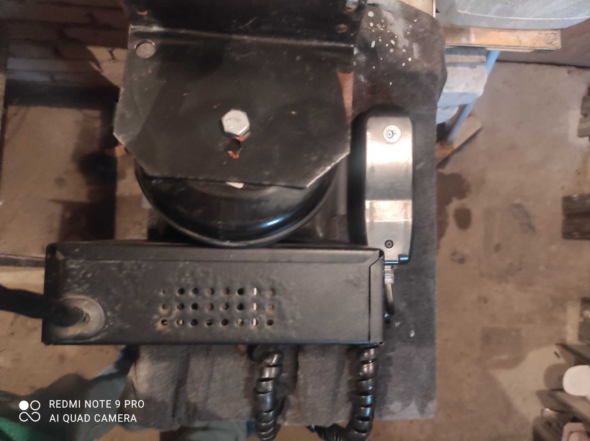 Modulator sygnałów Zura 6120 pojazdy uprzywilejowane z głośnikiem