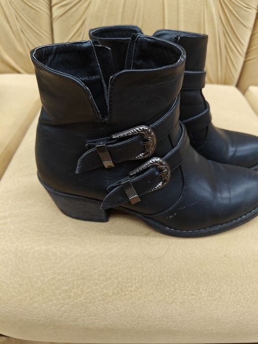 Botas pretas n 41