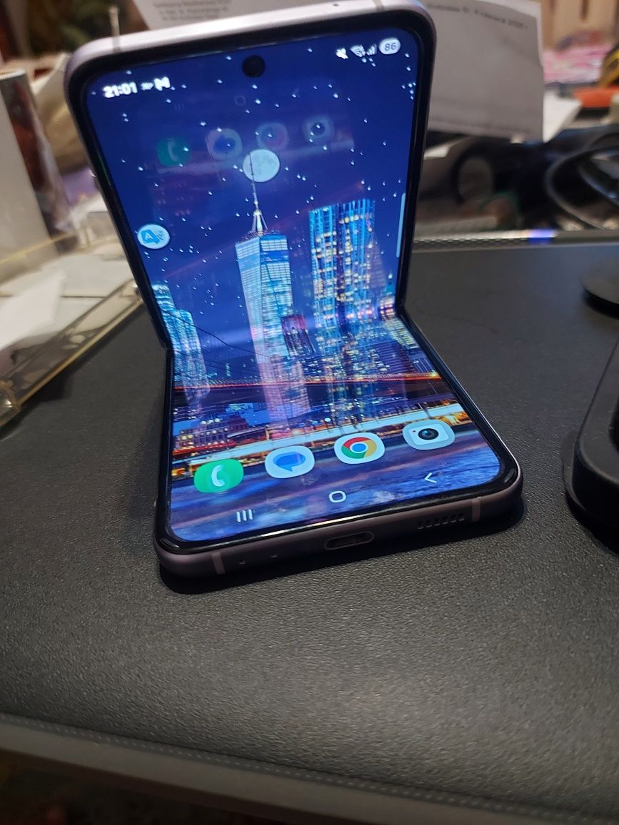 Okazja ! Samsung flip 3 stan dobry
