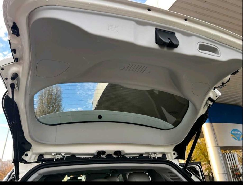 продам авто джип компас 2018 року автомат бензин повний привід