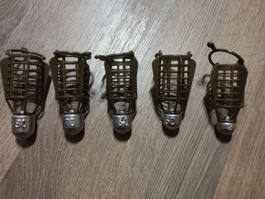 Продам кормушки фідерні