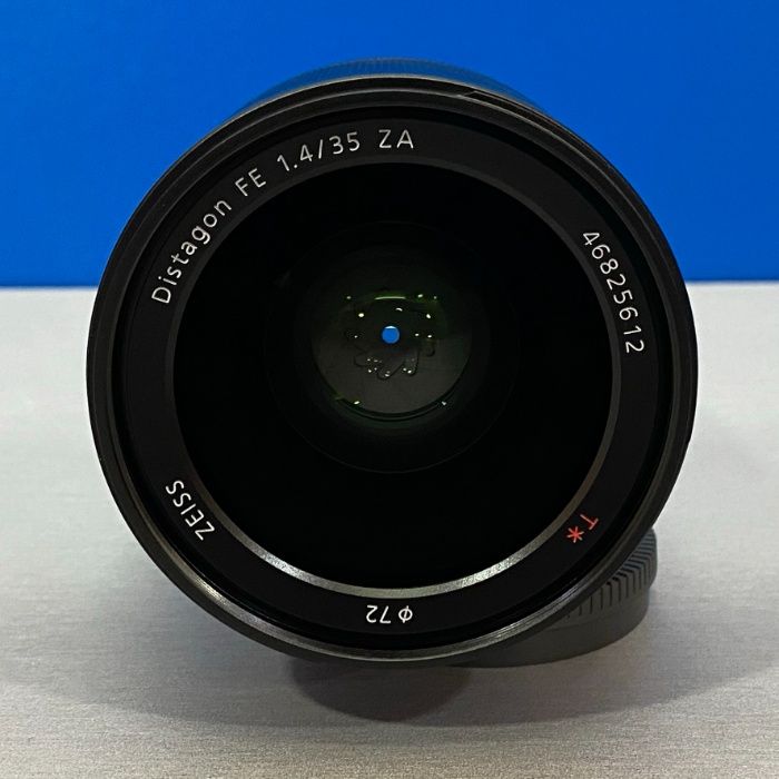 Sony Zeiss FE 35mm f/1.4 Distagon ZA T* (NOVA)