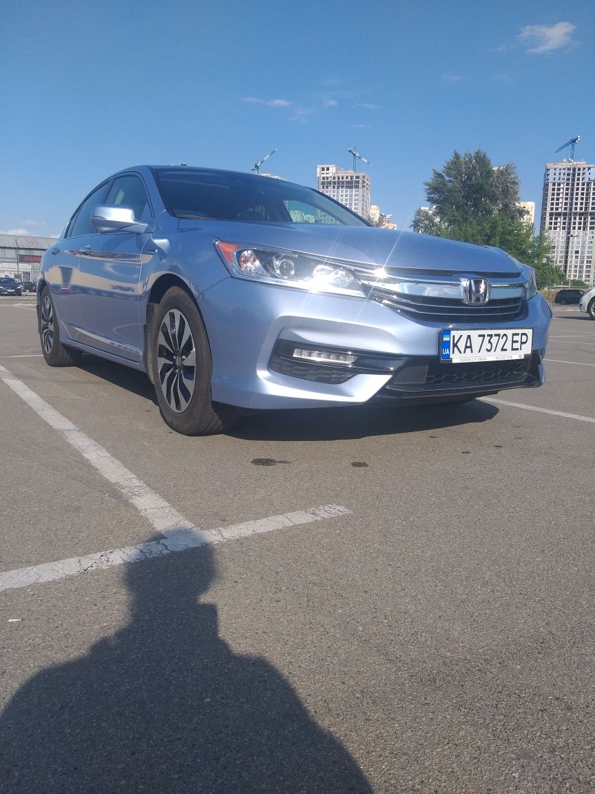 Honda Accord гібрид 2017г