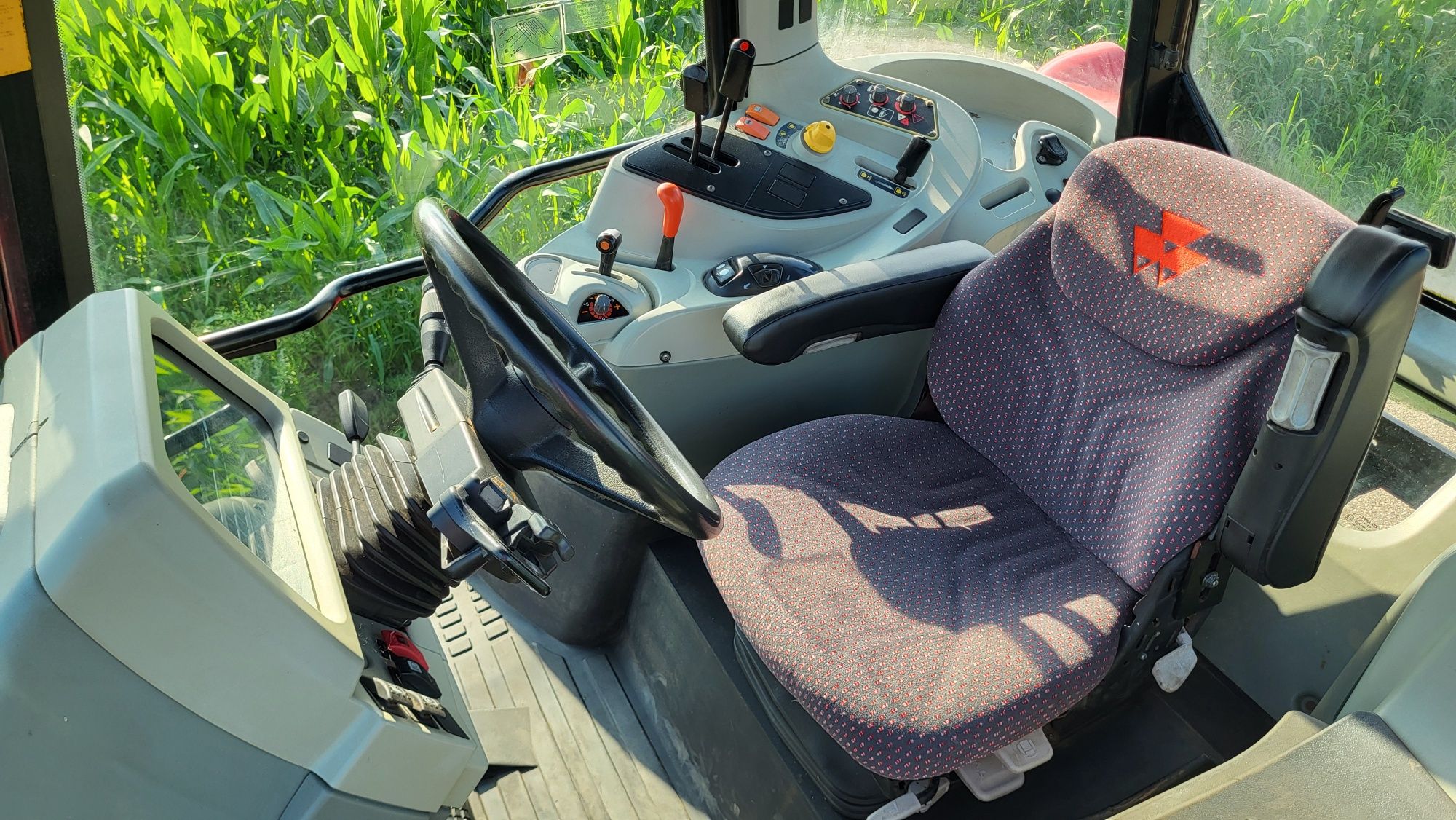 Massey Ferguson 5455