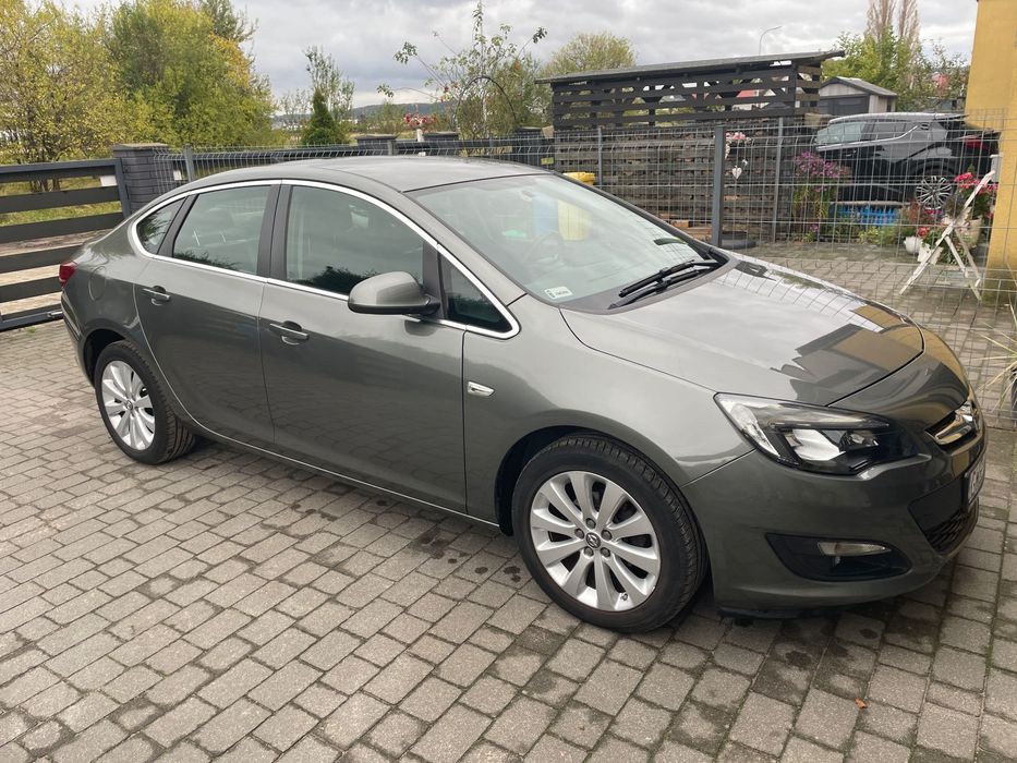 Opel Astra Opel Astra J Sedan 1.4 Turbo 140 KM, 1 właściciel, ASO, Navi, Stan bdb