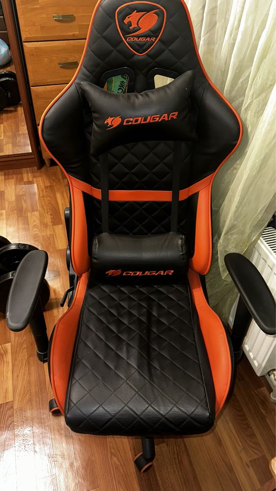 Кресло геймерское Cougar Armor One Black/Orange