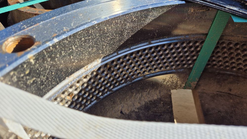 Matryca Granulator pellet Munch RMP 420 i płaszcze rolek na Dęba