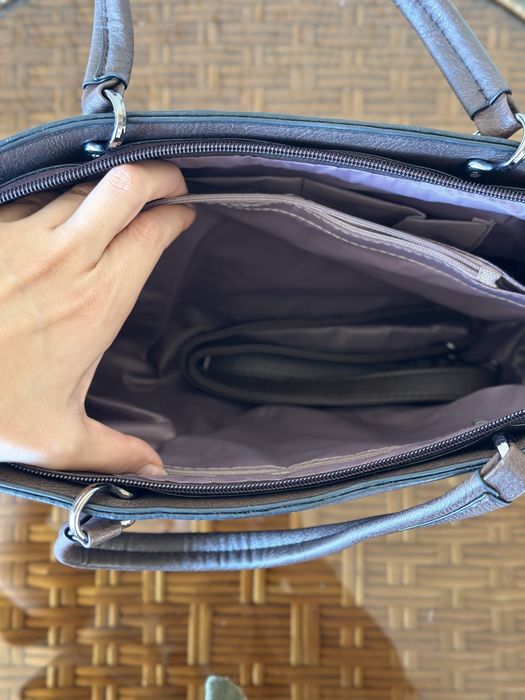 Сумка нова саквояж сумка новая держит форму цвет темный шоколад