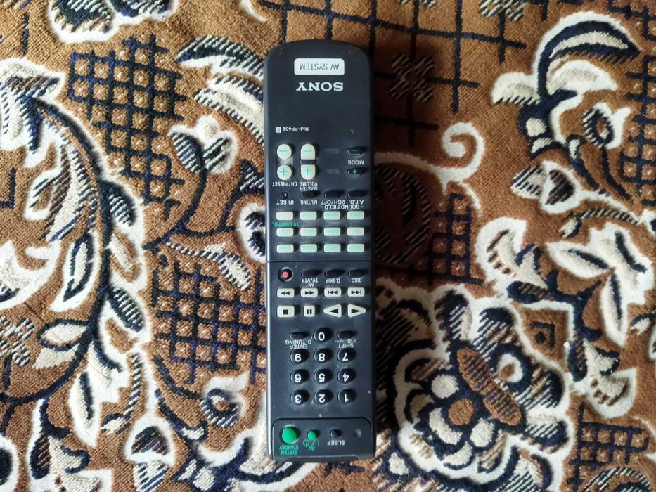 Пульт д\у музыкального центра SONY и Panasonic.