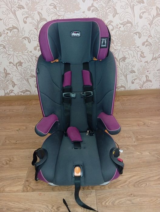 Автокресло chicco MyFit Harness+Booster
MyFit Harness+Booster™
Автокрі