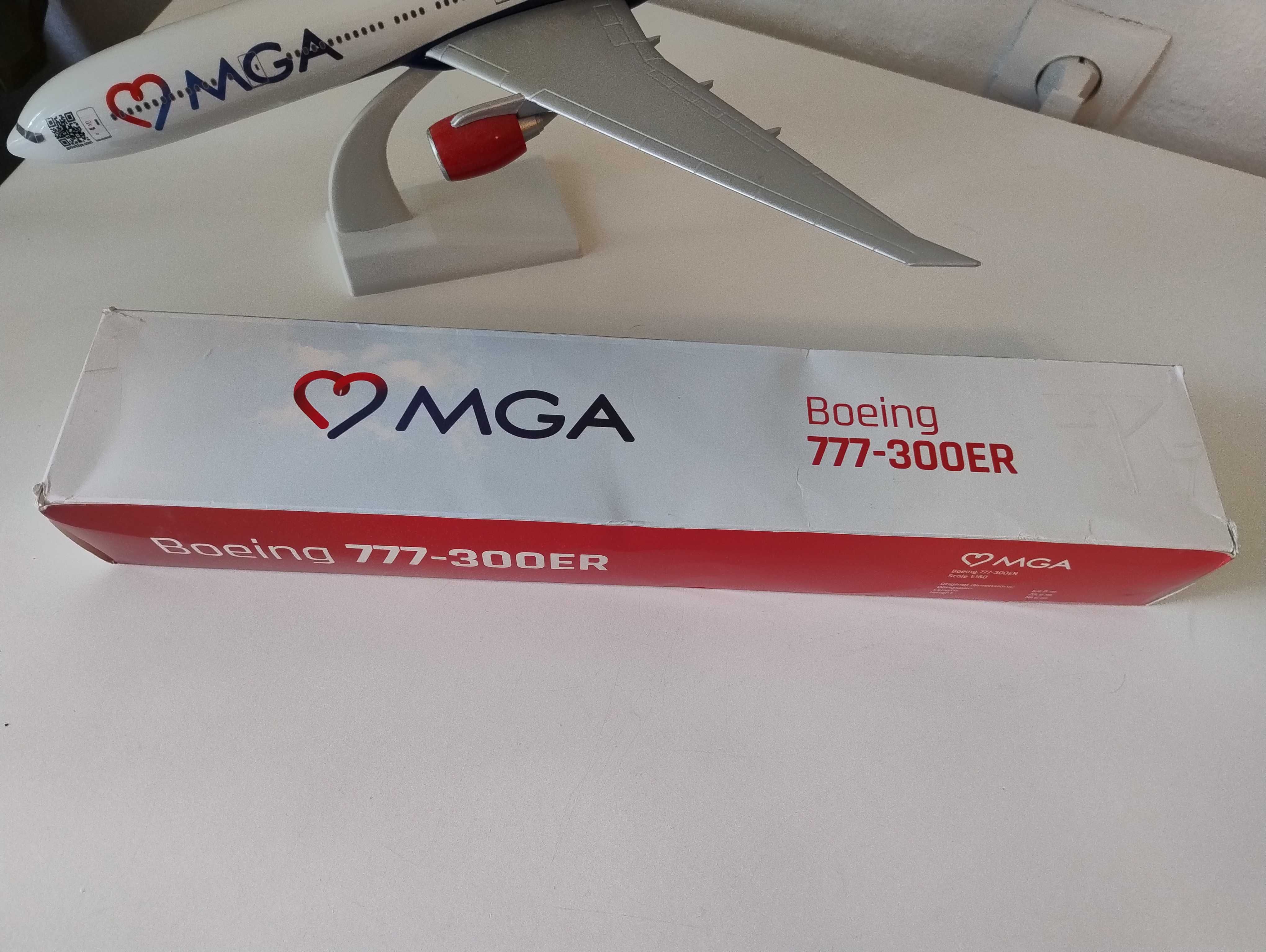 model samolotu boeing 777-300ER 1:160 MGA duży - 46 cm