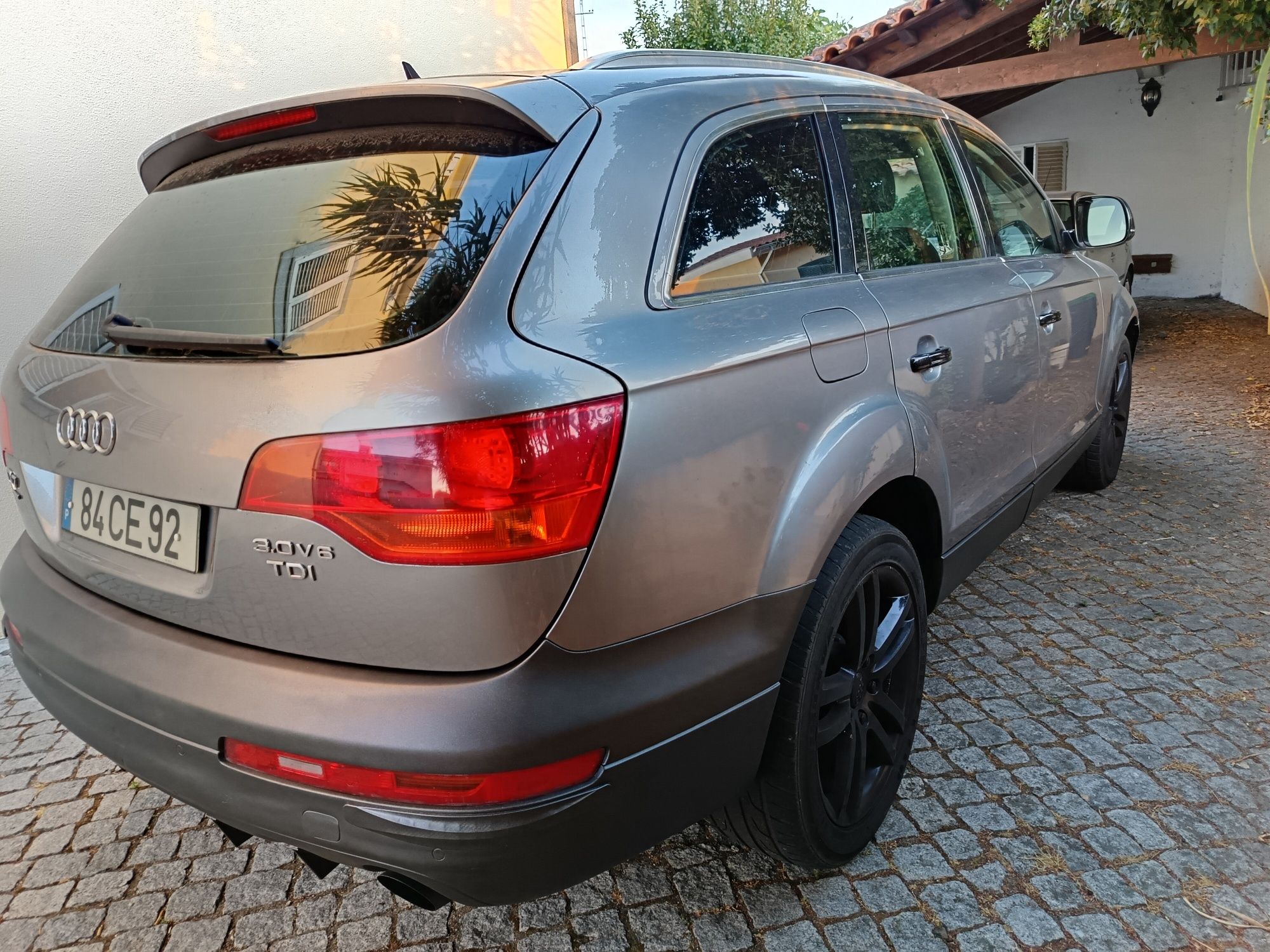 Audi Q7 3.0 TDI V6 quattro automático 7 lugares