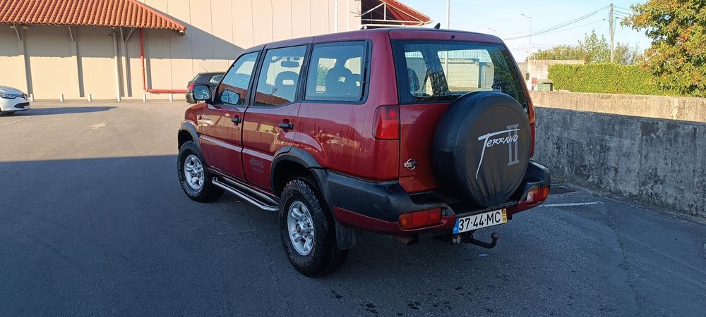 Nissan Terrano 2 Longo
