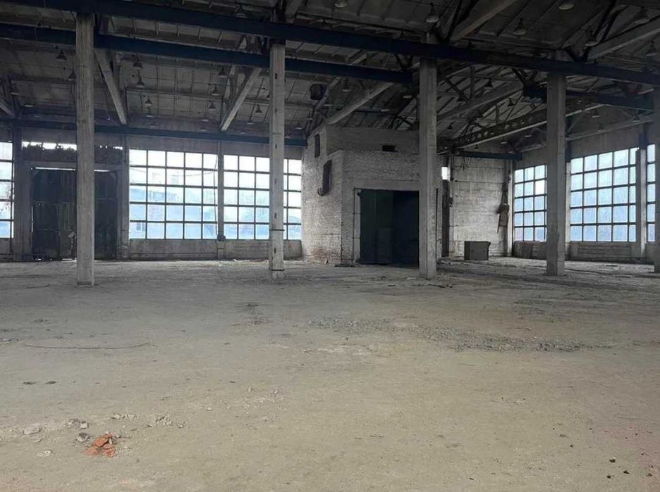 Продажа отдельно стоящего здания под склад или производство, г. Гайсин