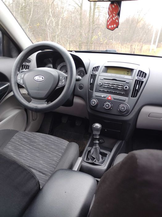 Kia Ceed 1,6 CRDi 2007