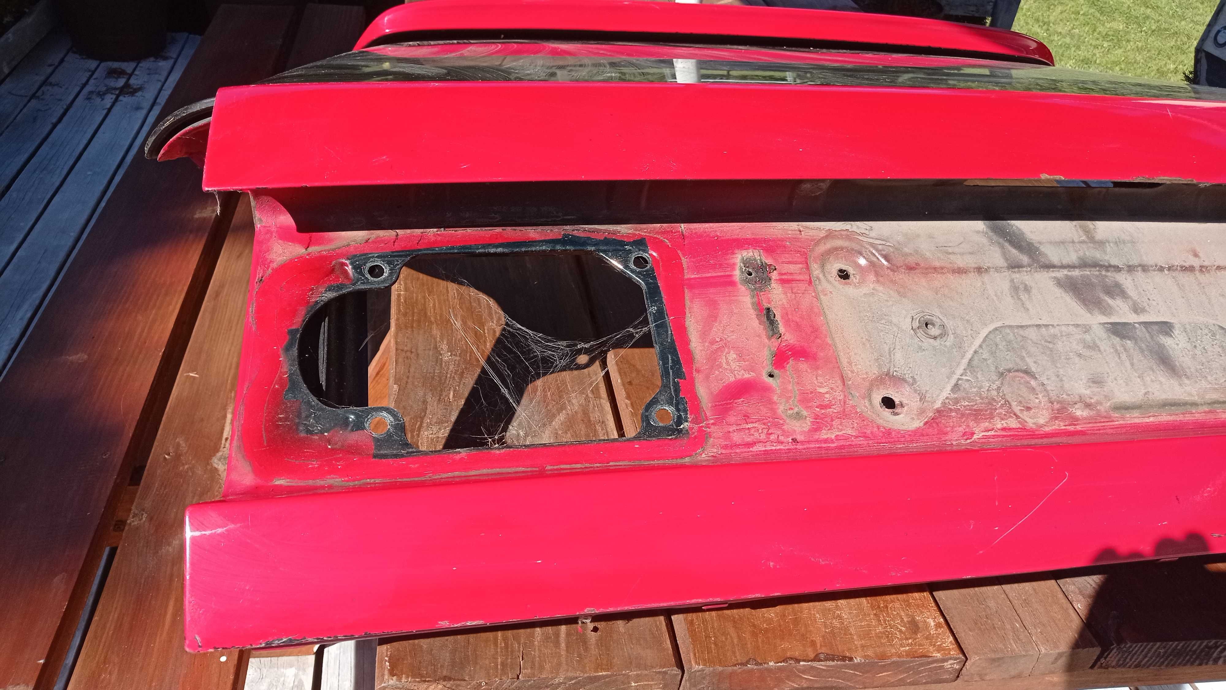 klapa Audi 100 C4 A6 S6 kombi avant z lotką