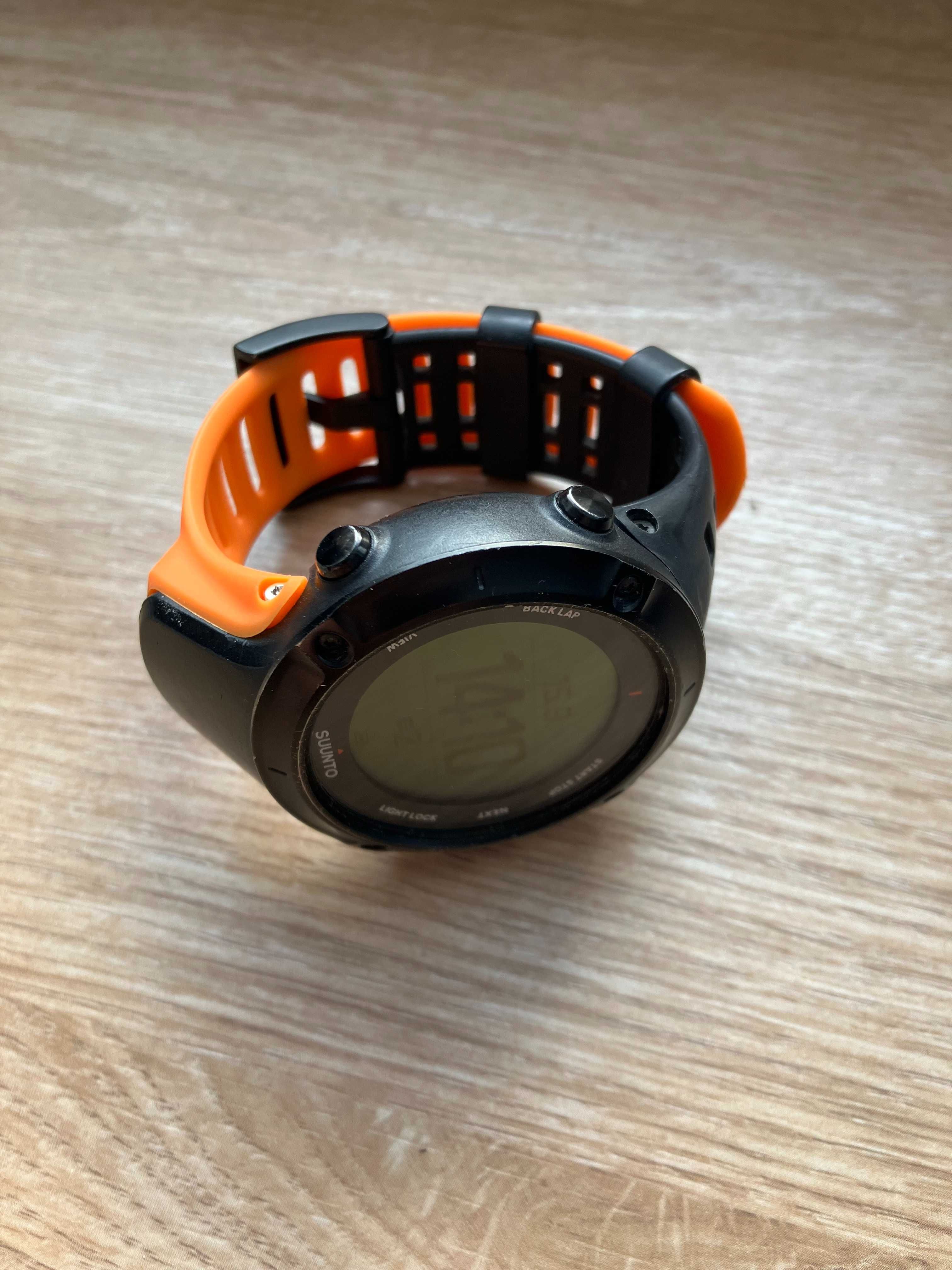 Suunto Ambit 3 Peak, pas HR do pomiaru tętna