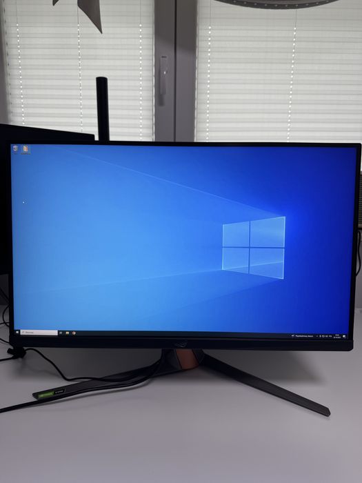 Asus ROG Swift PG279QM