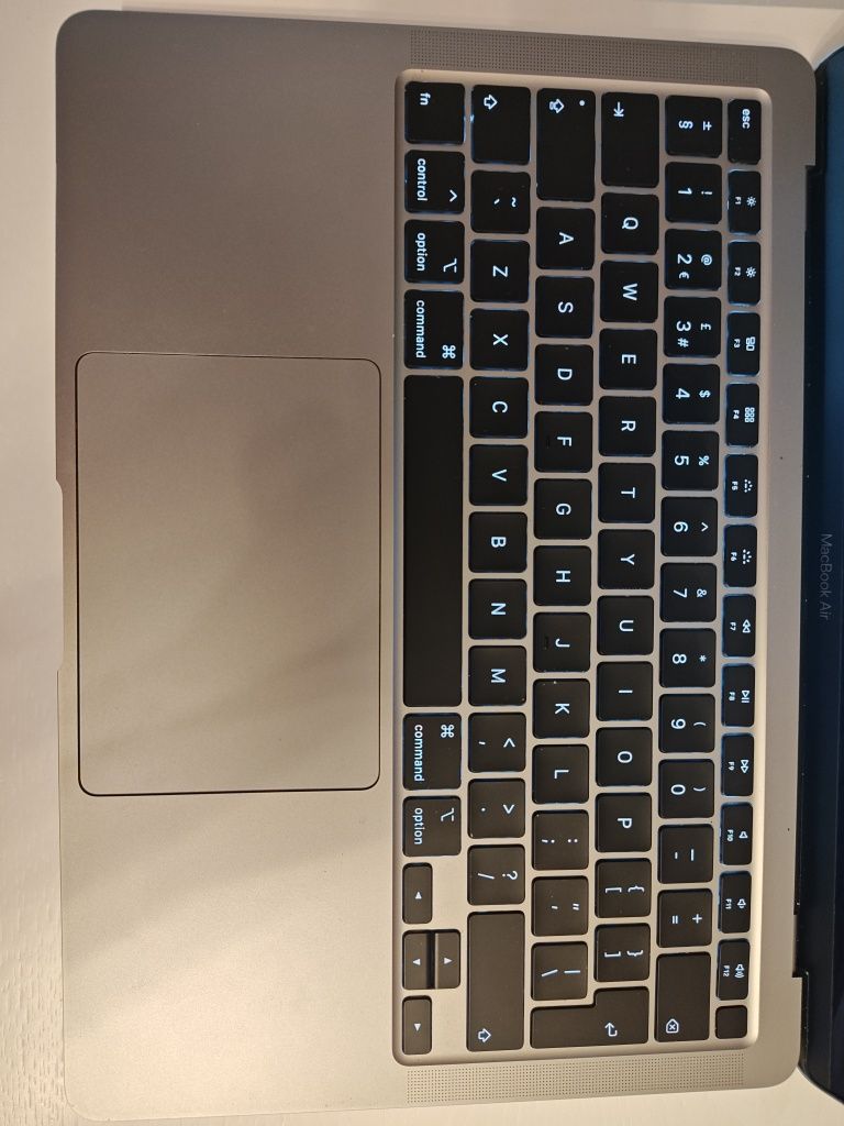Apple MacBook Air 2020 ! Okazja ! Sprzedam ! 8GB DDR4! Dysk SSD!