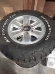 Автошина 245 70 R16 з дісками