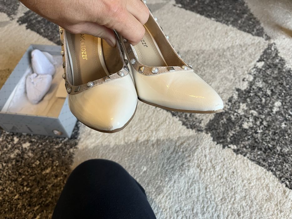 Buty na obcasie rozm. 38