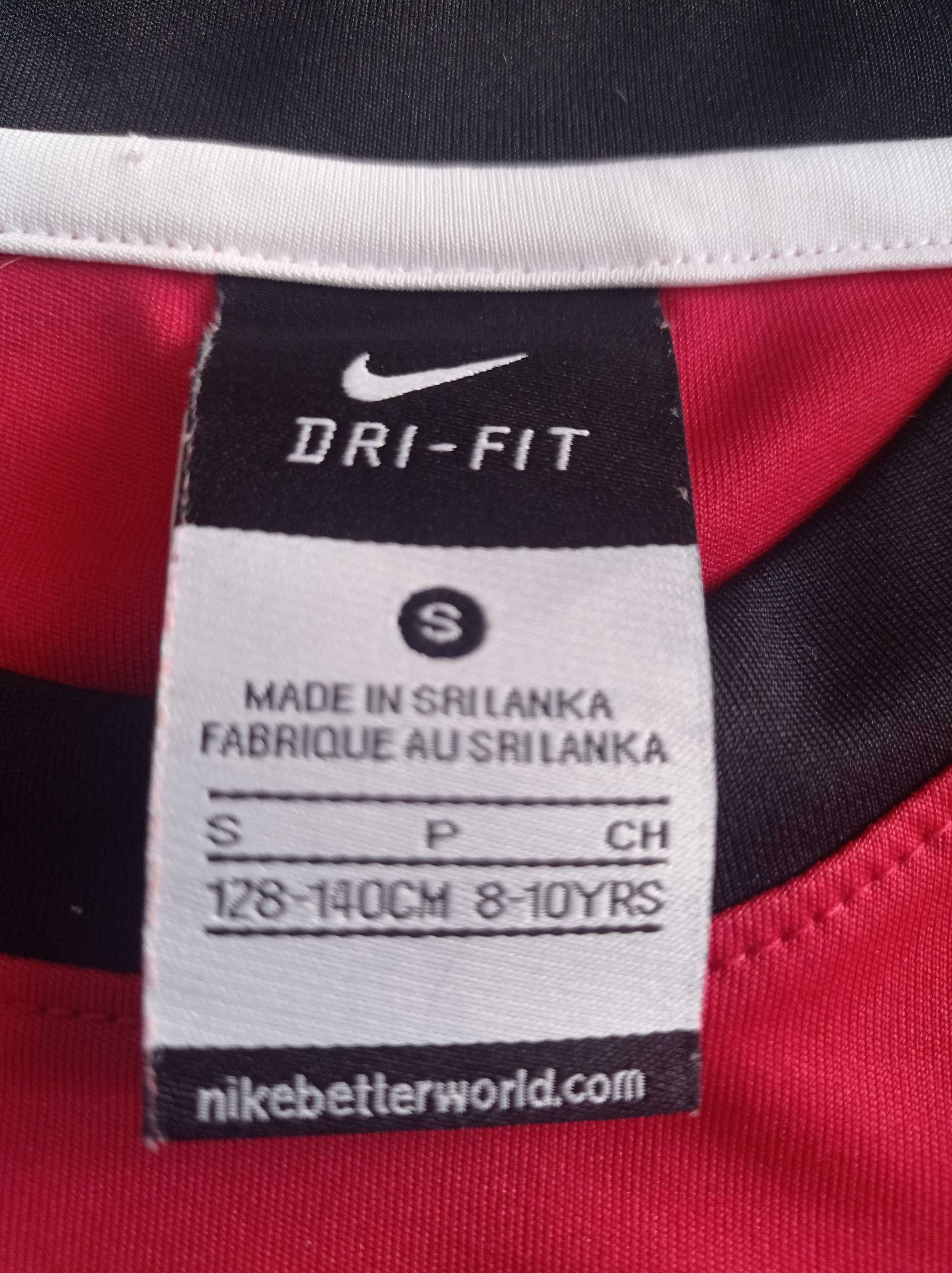T-shirt Nike rozm. S dla chłopca.