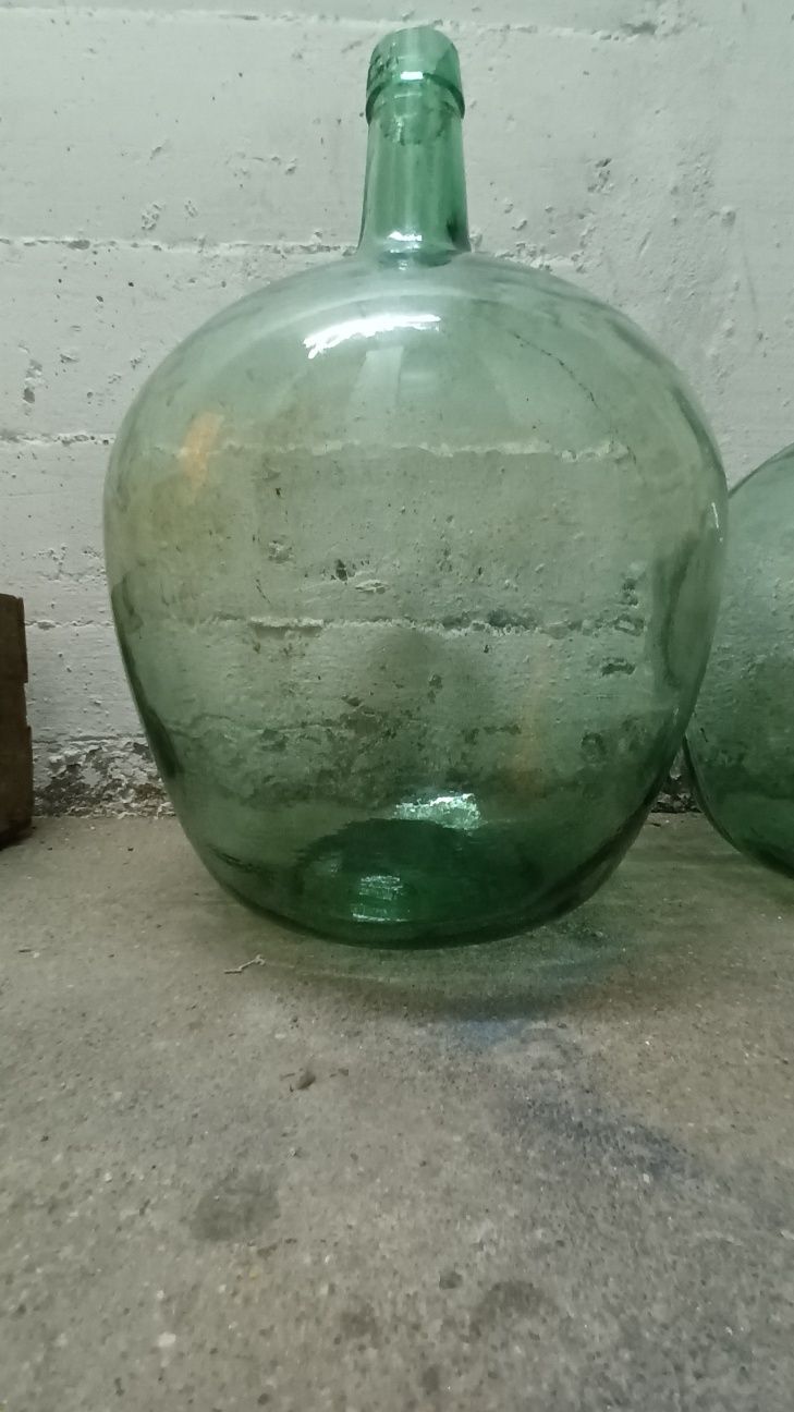 Garrafões todos por 70€