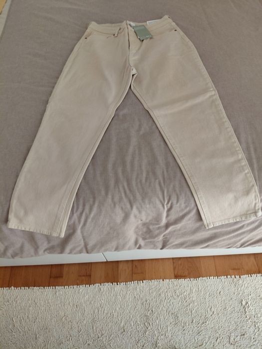 Calças de  sarja