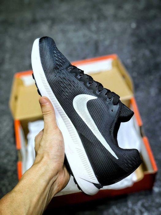 "Buty Trampki" ）Nike_Pegasus_34_Black_R.39