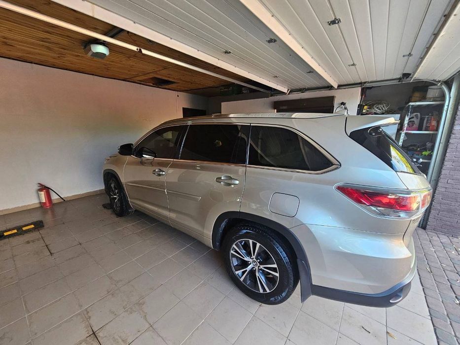 Toyota Highlander 2016