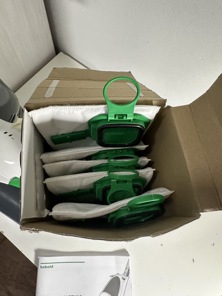 Vorwerk VK150 + EB370 odkurzacz pionowy