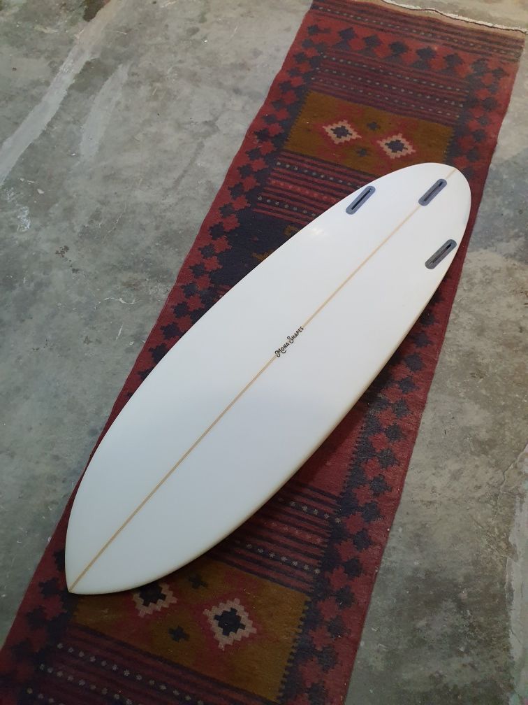 Mona Shapes Surfboard (Prancha de surf)