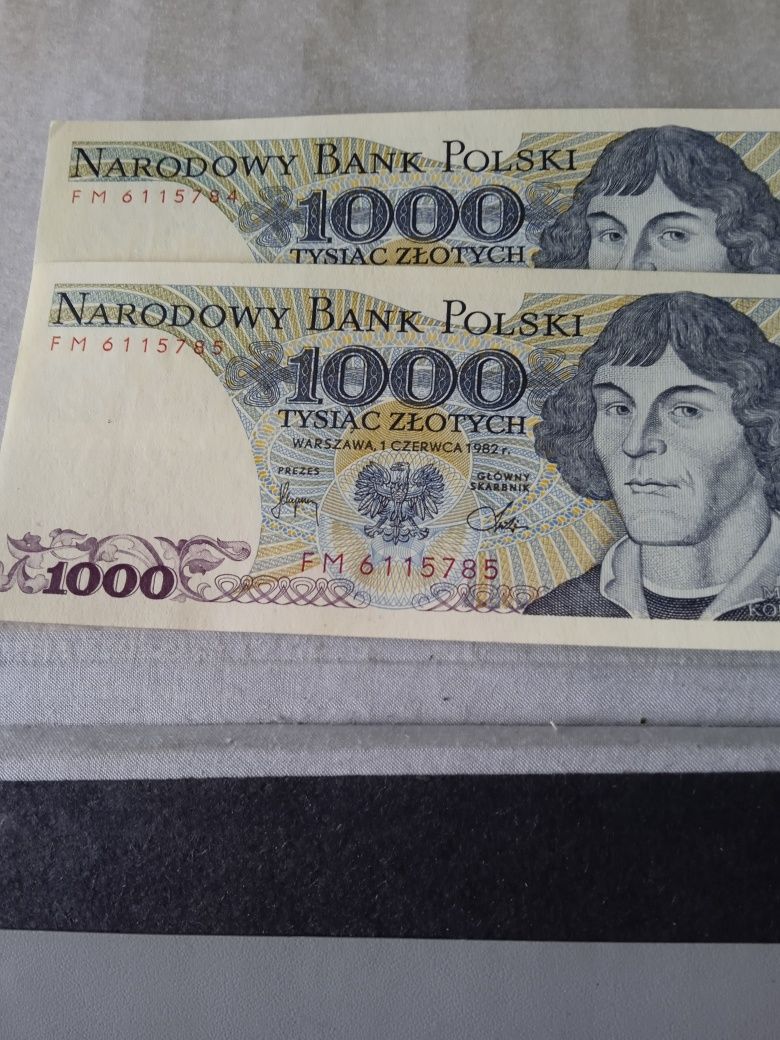 Banknoty Prl 1000 zł z 1982 Cen dotyczy 2 banknotów są nr za nr St Unc