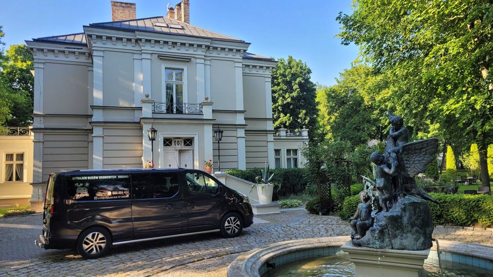 Przewóz Osób Busem-Klasa VIP/PREMIUM-Transfery-Imprezy Okolicznościowe