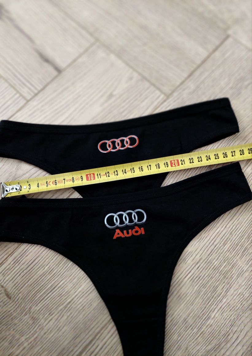 Czarne stringi audi 2 pack