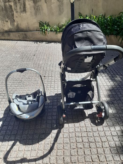 Carro de bebé e cadeira auto