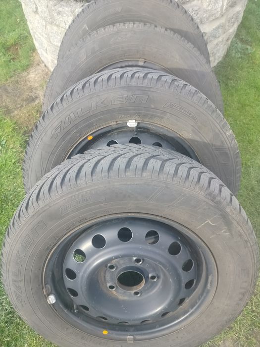 Komplet felg stalowych z oponami Kia Ceed II