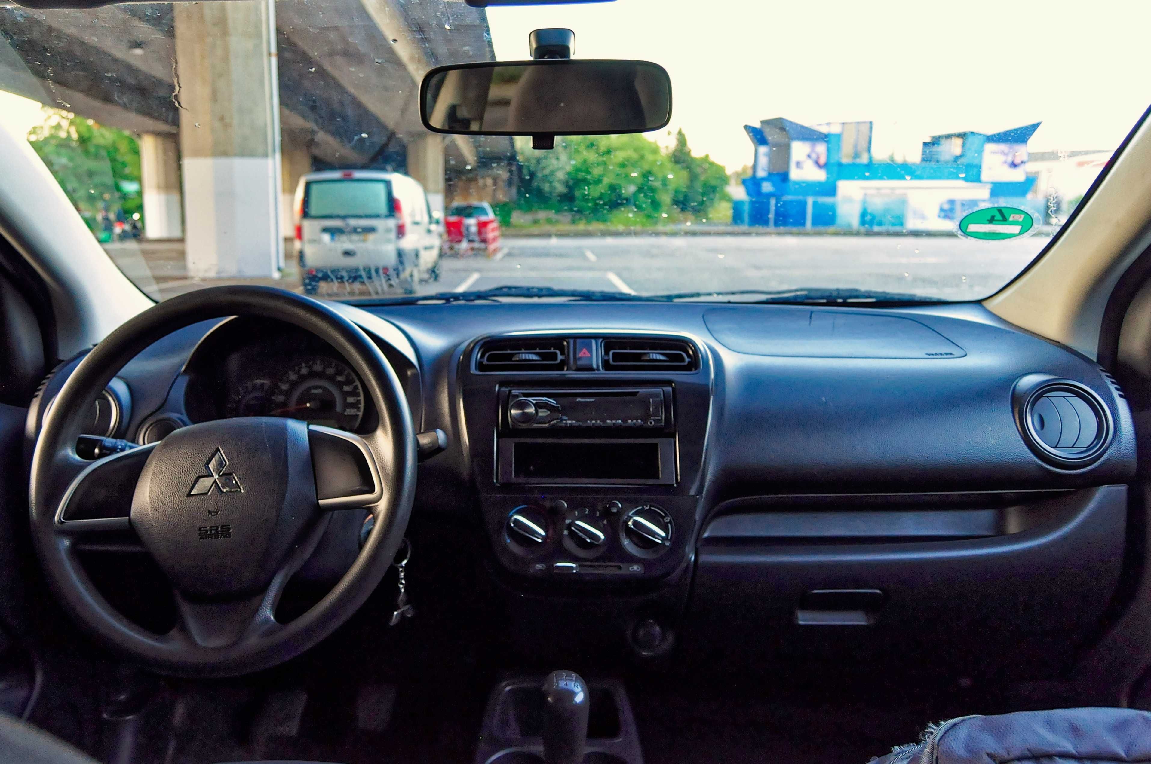 Mitsubishi Space Star 1.0 Entry - 4l/100Km
