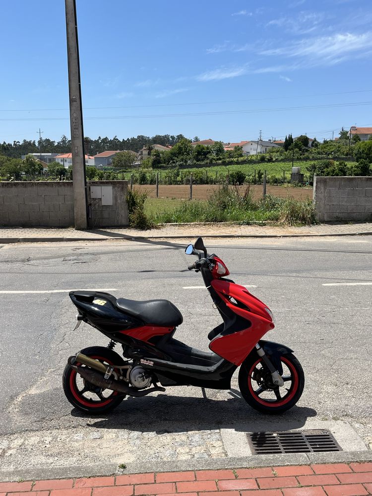 Yamaha aerox muito bom estado