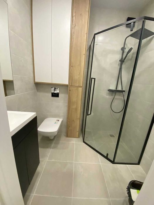 Продам 2 кімн. квартиру в новобудові з ремонтом