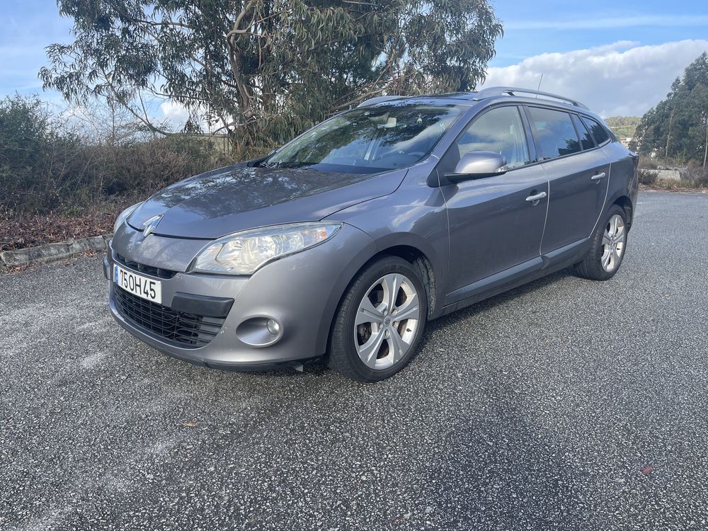 Renault Megane 1.5 DCi 2011 Tecto Abrir poucos Km