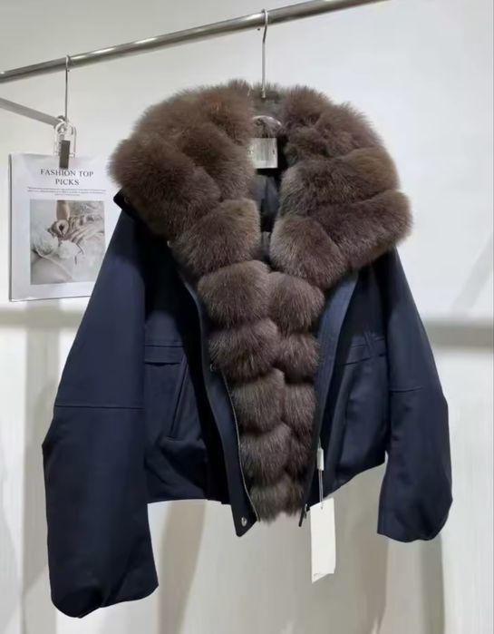 Бомбер з хутром , пуховик