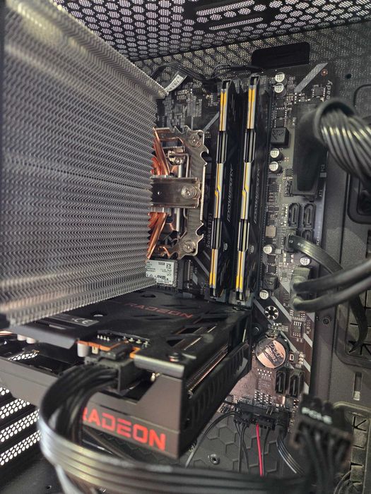 GAMINGOWYKomputer PC DO GIER rx 6600 i5 9600k 16gb