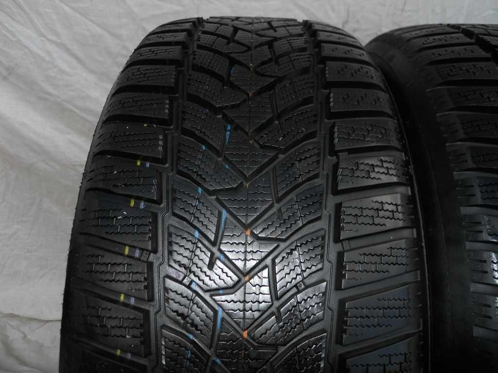 Opony zimowe DUNLOP 215/50R17 95V, Extra Load (2x8,5mm i 2x7,5mm)